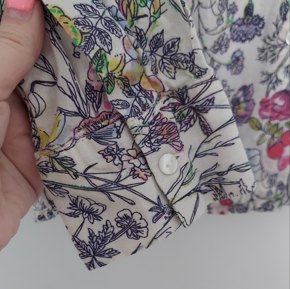 Colorful Floral Button Down - Picture 6 of 9
